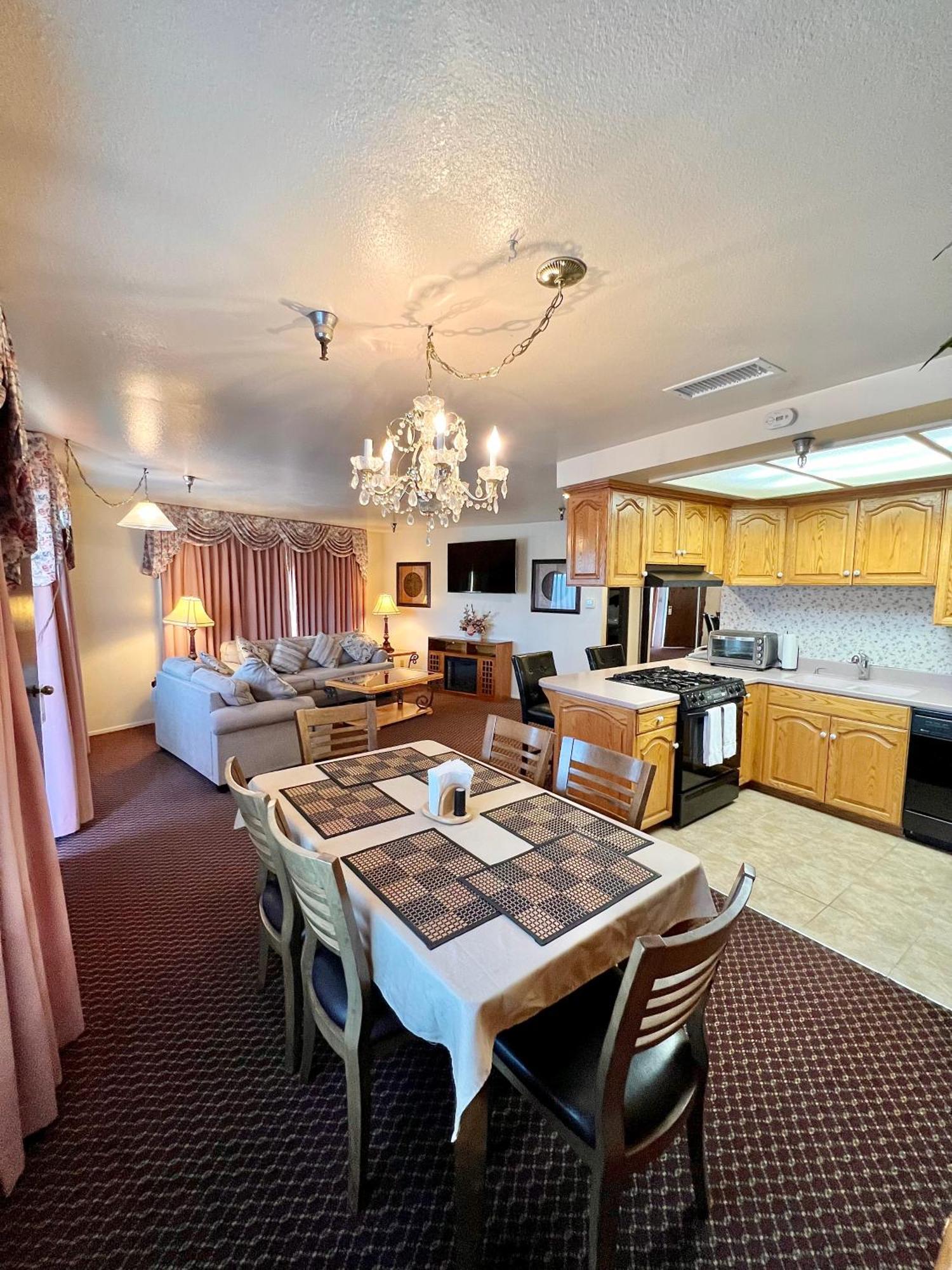Oakridge Inn Oak View Luaran gambar