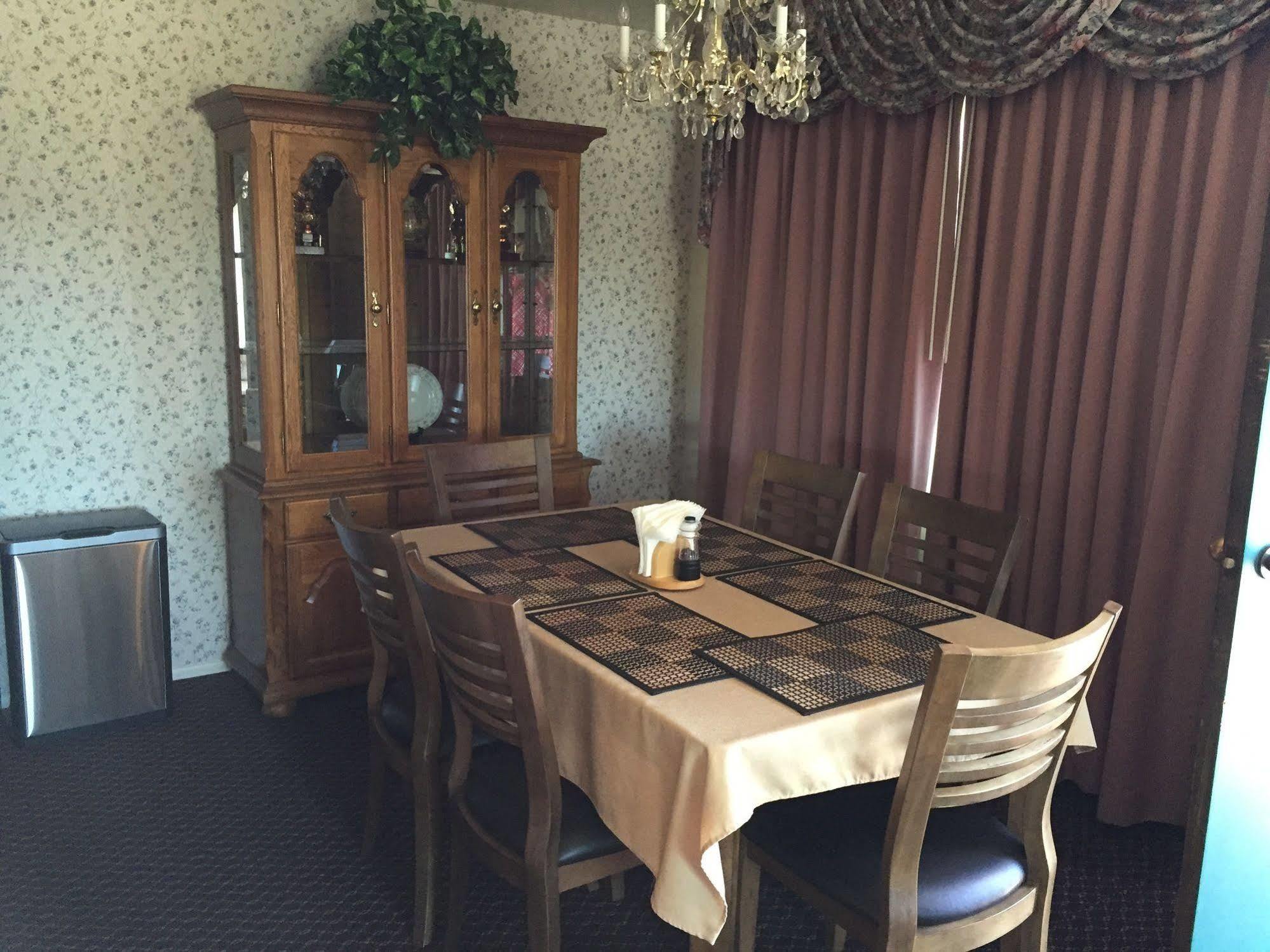 Oakridge Inn Oak View Luaran gambar
